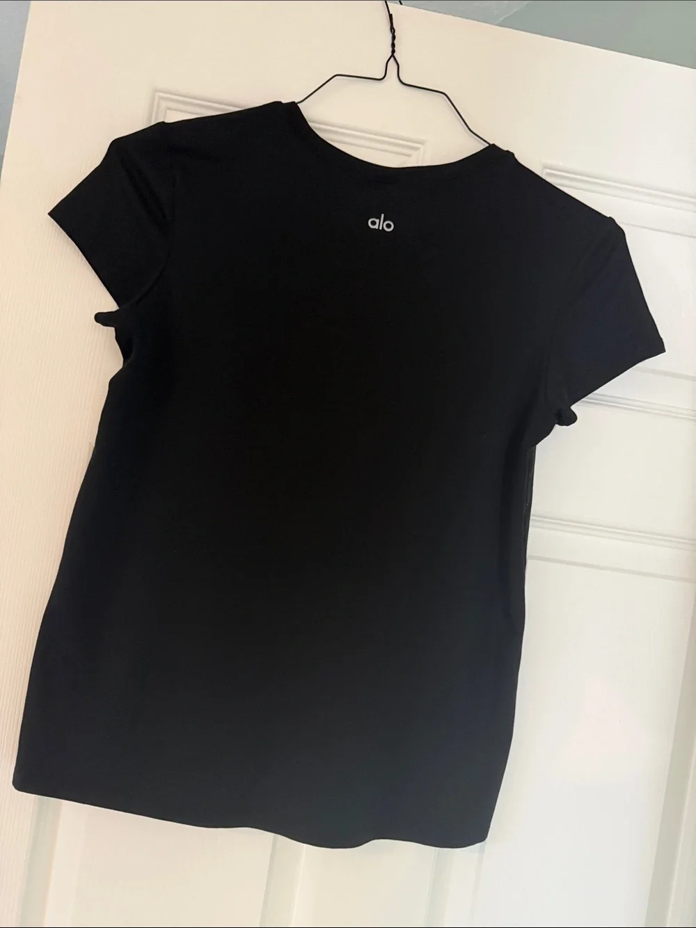 [alo] Alosoft Finesse Tee - White and Black
